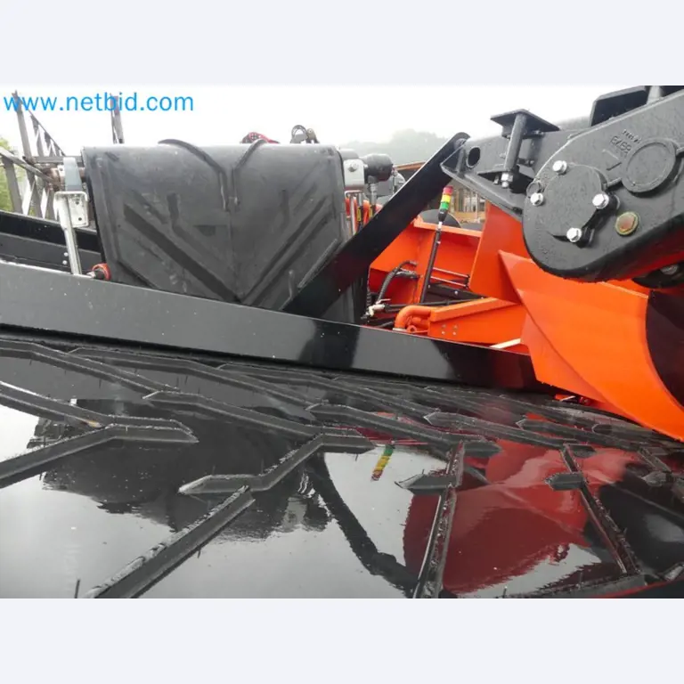 Fahrzeuge und Maschinen für die Bereiche Umwelttechnik, Recyclingwirtschaft, Holz, u.a.-26