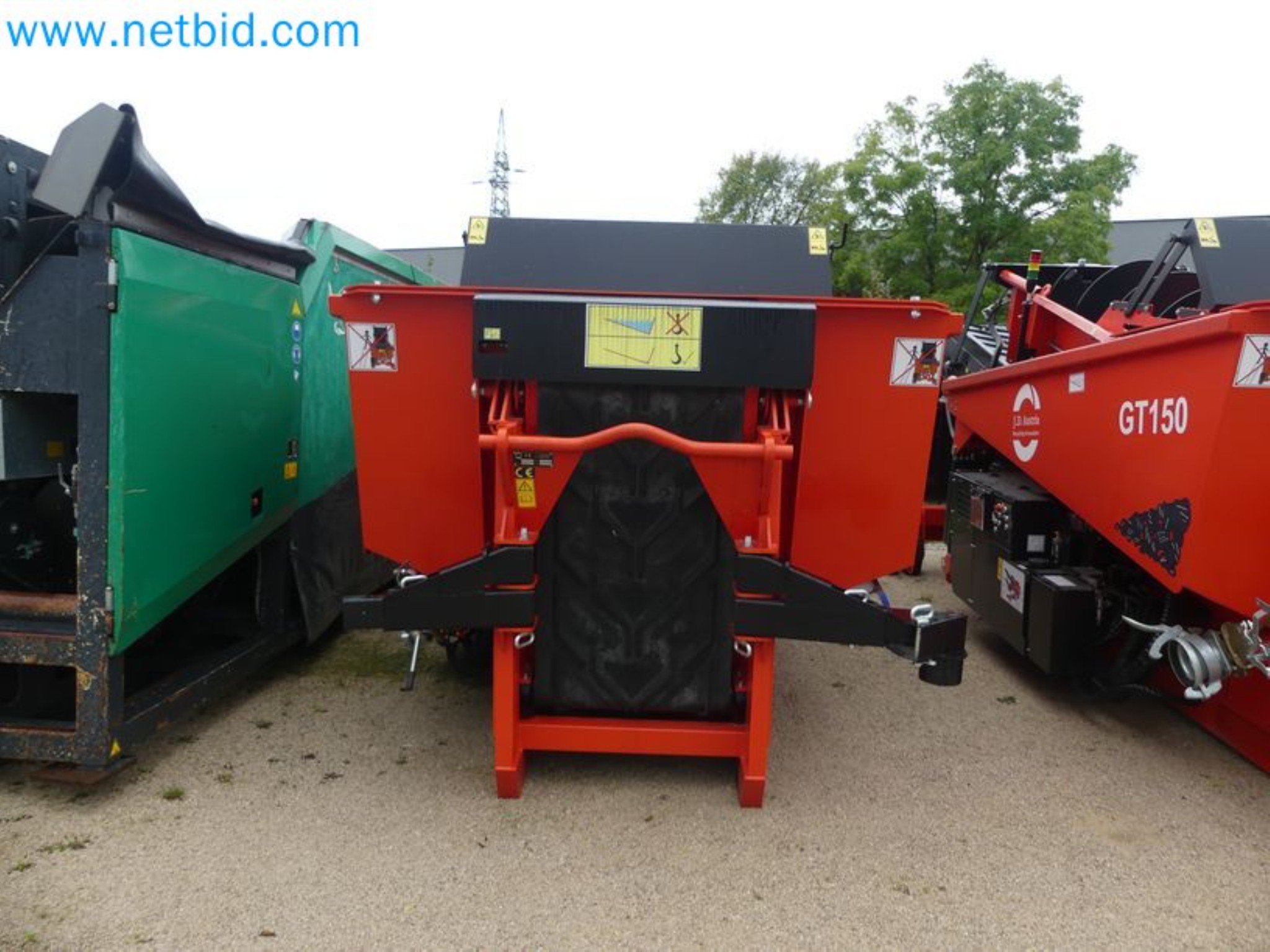 Manipulador telescópico compacto MERLO TF35.7-115 e sistema de compostagem/separação Compostdetective CD 3012-29