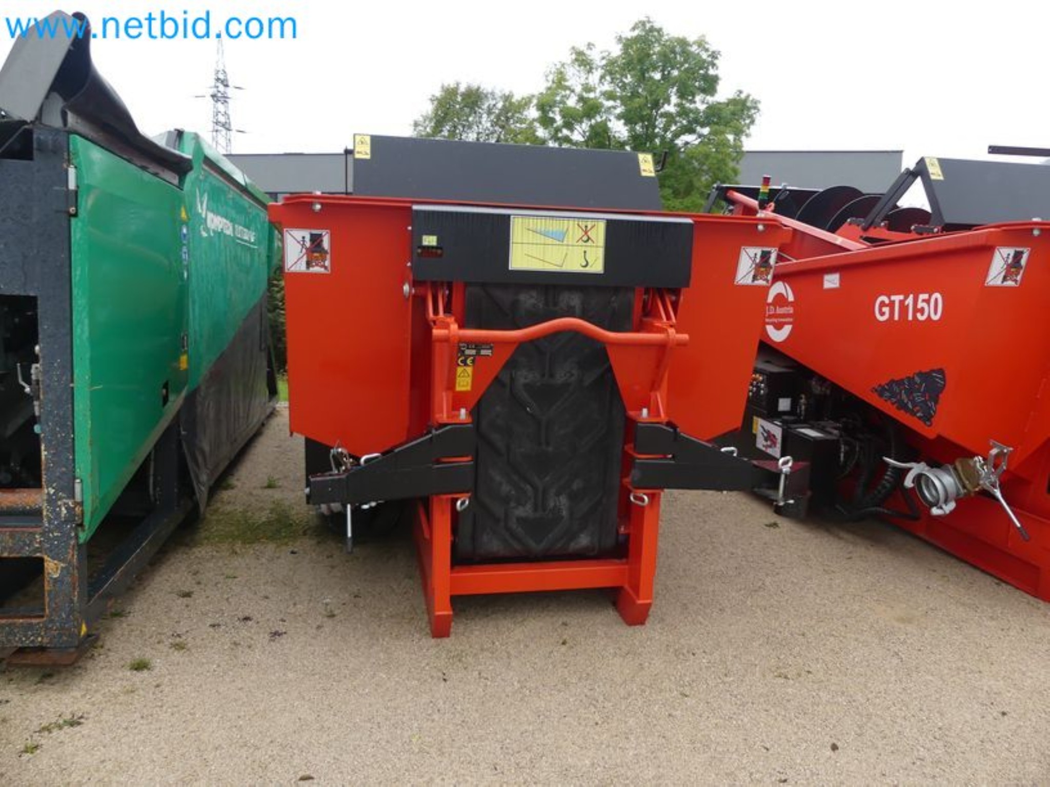 Manipulador telescópico compacto MERLO TF35.7-115 e sistema de compostagem/separação Compostdetective CD 3012-30