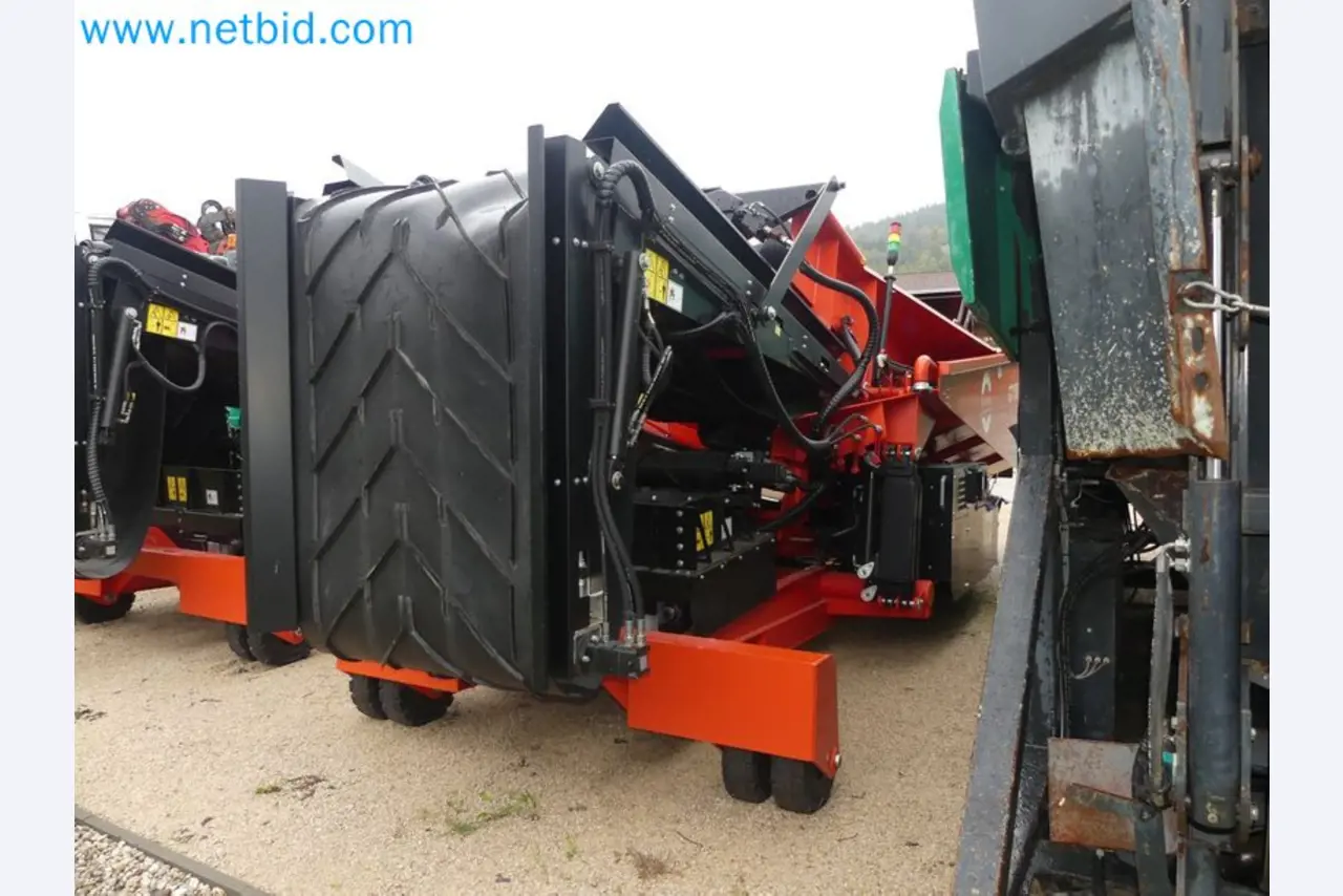 Fahrzeuge und Maschinen für die Bereiche Umwelttechnik, Recyclingwirtschaft, Holz, u.a.-32