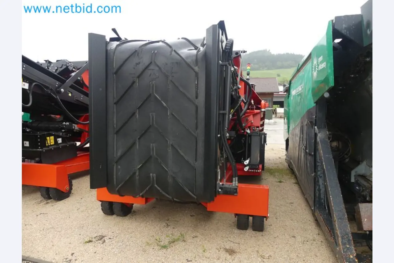 Fahrzeuge und Maschinen für die Bereiche Umwelttechnik, Recyclingwirtschaft, Holz, u.a.-33