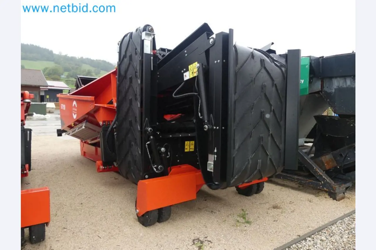 Fahrzeuge und Maschinen für die Bereiche Umwelttechnik, Recyclingwirtschaft, Holz, u.a.-5