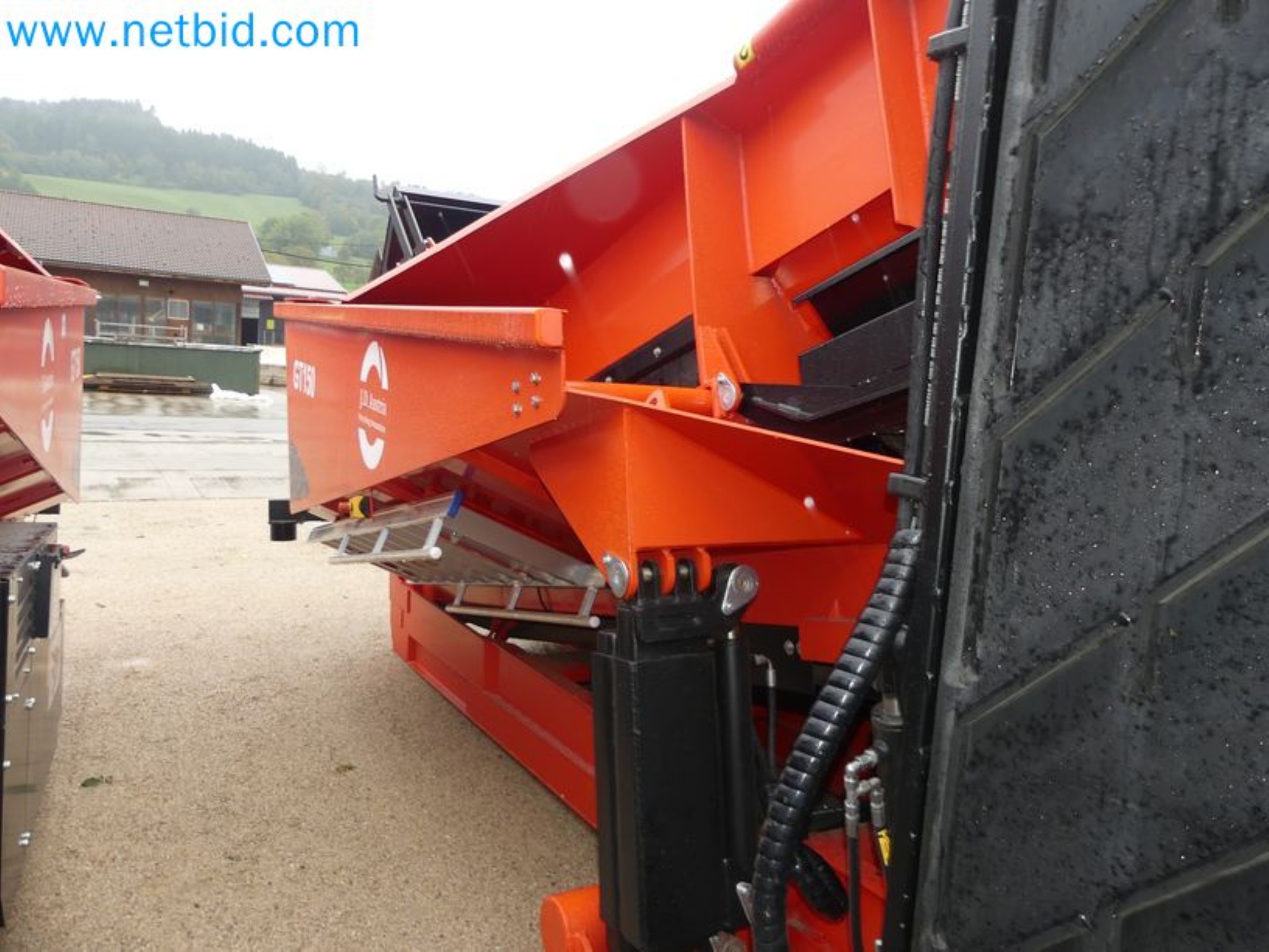 Manipulador telescópico compacto MERLO TF35.7-115 e sistema de compostagem/separação Compostdetective CD 3012-8