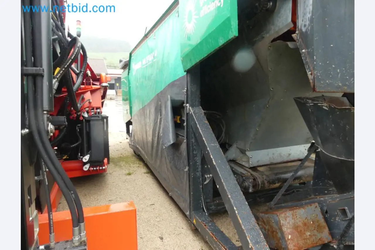 Fahrzeuge und Maschinen für die Bereiche Umwelttechnik, Recyclingwirtschaft, Holz, u.a.-19