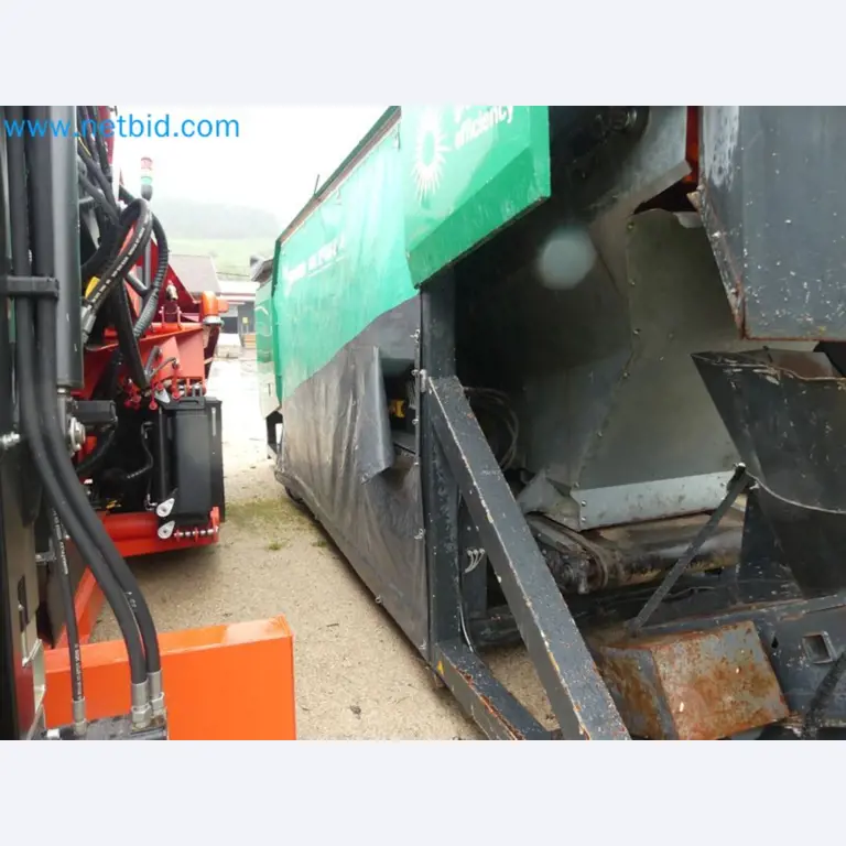 Fahrzeuge und Maschinen für die Bereiche Umwelttechnik, Recyclingwirtschaft, Holz, u.a.-19