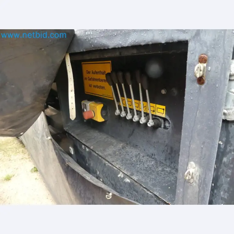 Fahrzeuge und Maschinen für die Bereiche Umwelttechnik, Recyclingwirtschaft, Holz, u.a.-20