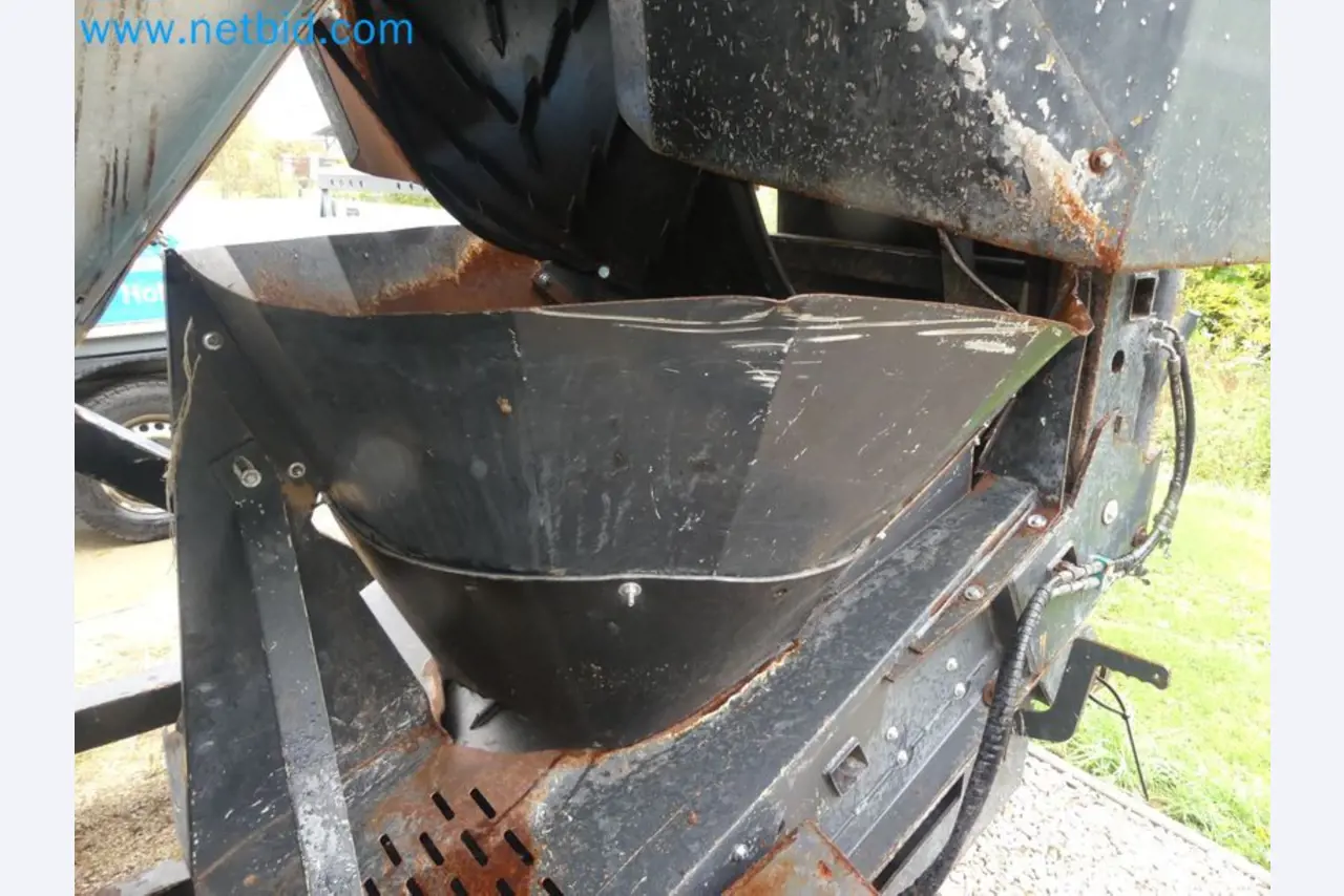 Fahrzeuge und Maschinen für die Bereiche Umwelttechnik, Recyclingwirtschaft, Holz, u.a.-21