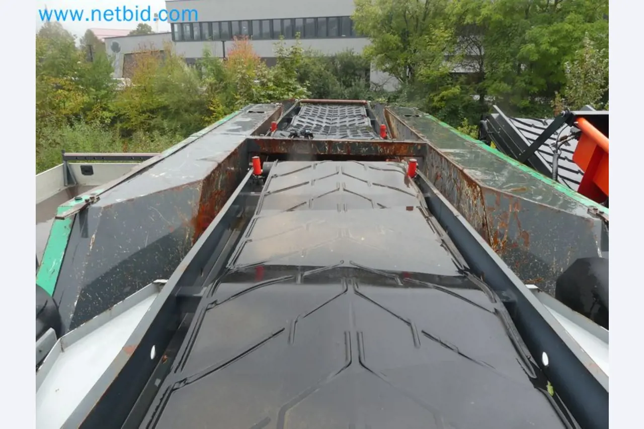 Fahrzeuge und Maschinen für die Bereiche Umwelttechnik, Recyclingwirtschaft, Holz, u.a.-33