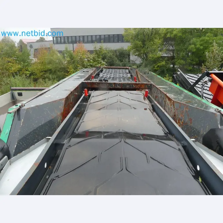 Fahrzeuge und Maschinen für die Bereiche Umwelttechnik, Recyclingwirtschaft, Holz, u.a.-33