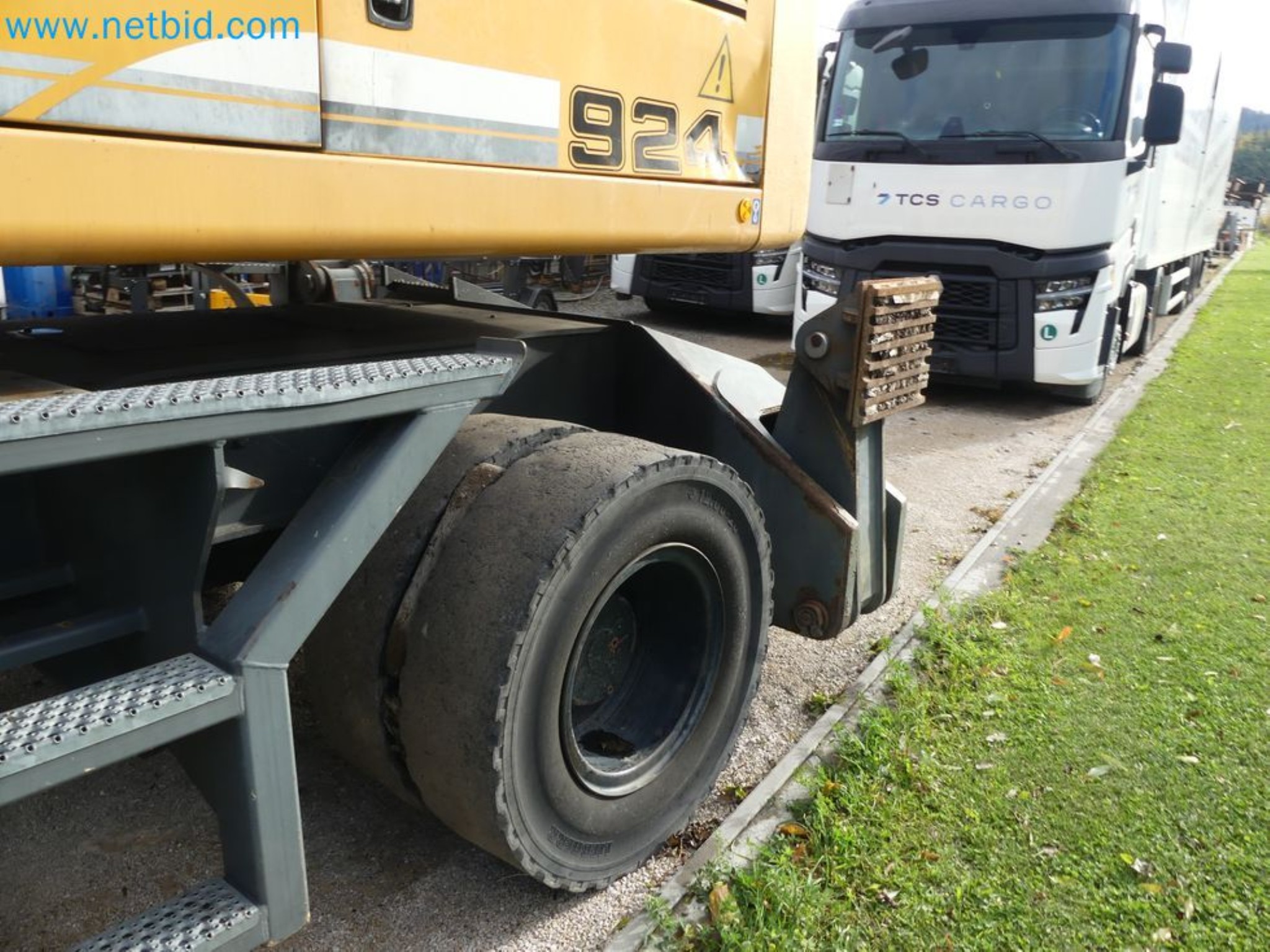 Kompakter Teleskoplader MERLO TF35.7-115 und Kompostier-/Trennanlagensystem Compostdetective CD 3012-15