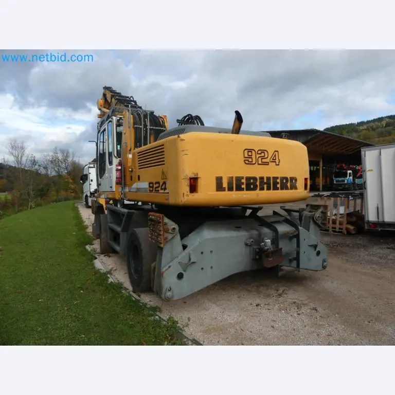 Fahrzeuge und Maschinen für die Bereiche Umwelttechnik, Recyclingwirtschaft, Holz, u.a.-18