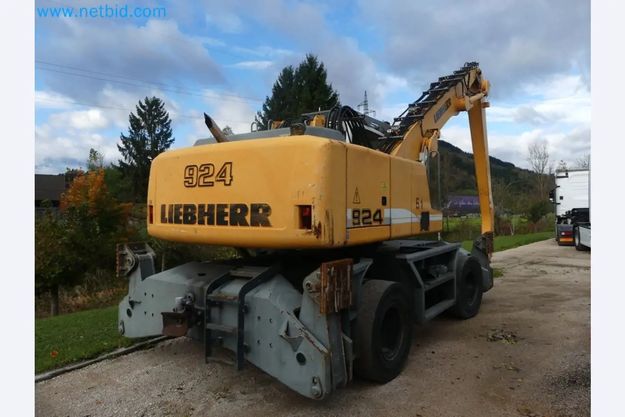 Fahrzeuge und Maschinen für die Bereiche Umwelttechnik, Recyclingwirtschaft, Holz, u.a.-22