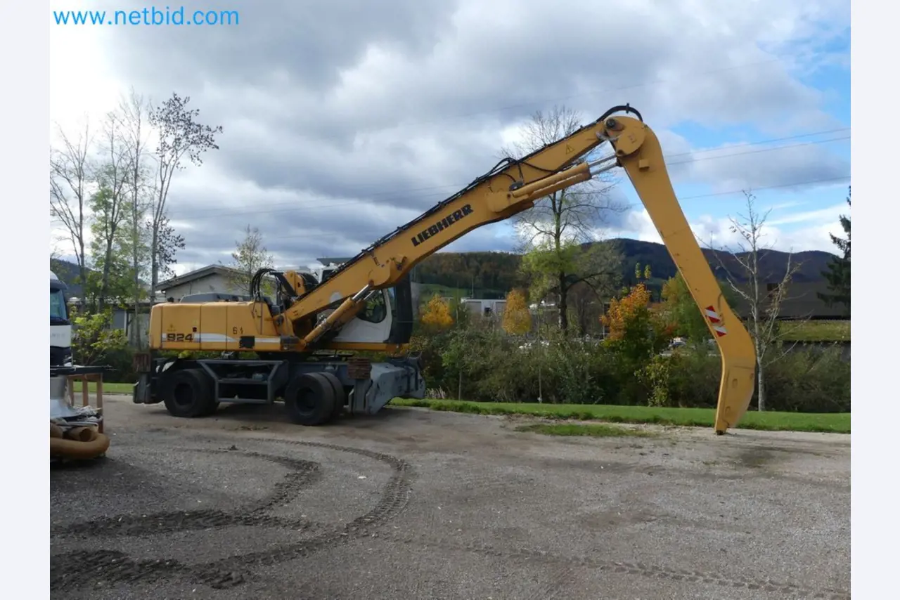 Fahrzeuge und Maschinen für die Bereiche Umwelttechnik, Recyclingwirtschaft, Holz, u.a.-23