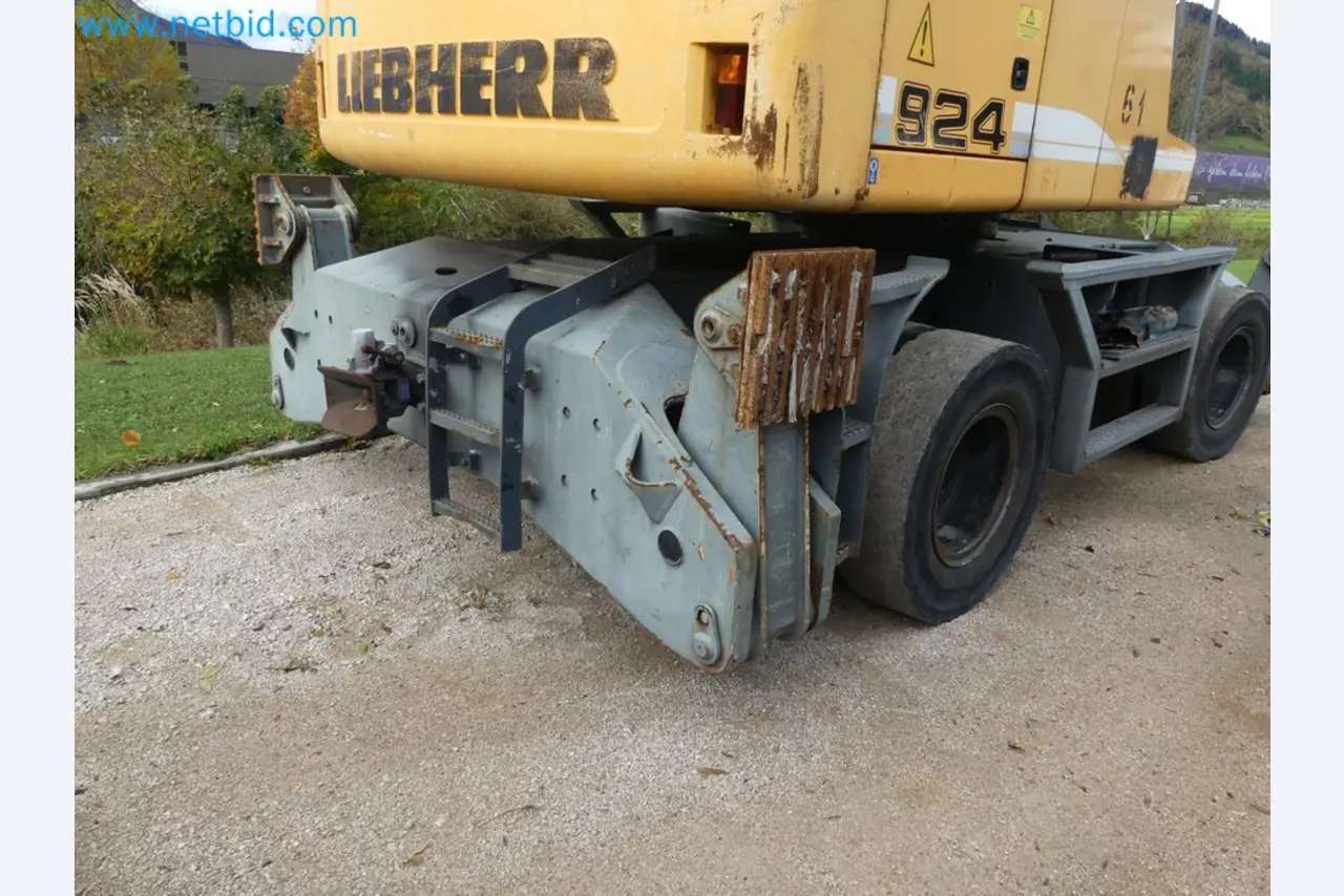 Fahrzeuge und Maschinen für die Bereiche Umwelttechnik, Recyclingwirtschaft, Holz, u.a.-24