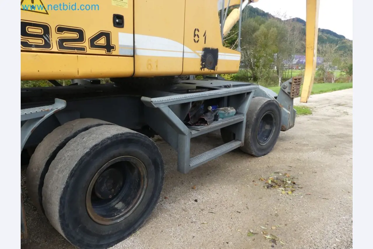 Fahrzeuge und Maschinen für die Bereiche Umwelttechnik, Recyclingwirtschaft, Holz, u.a.-25