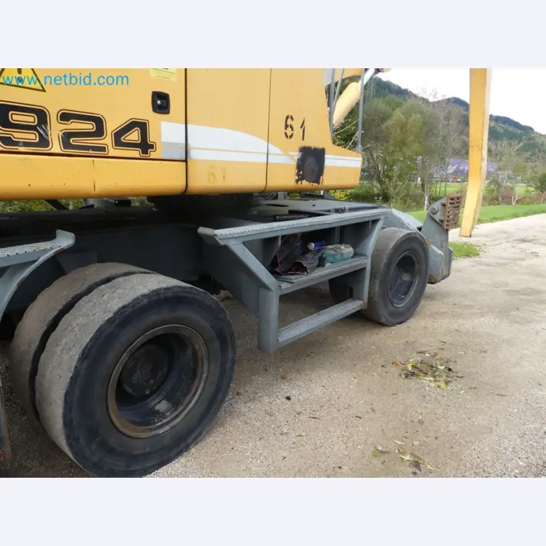 Fahrzeuge und Maschinen für die Bereiche Umwelttechnik, Recyclingwirtschaft, Holz, u.a.-25