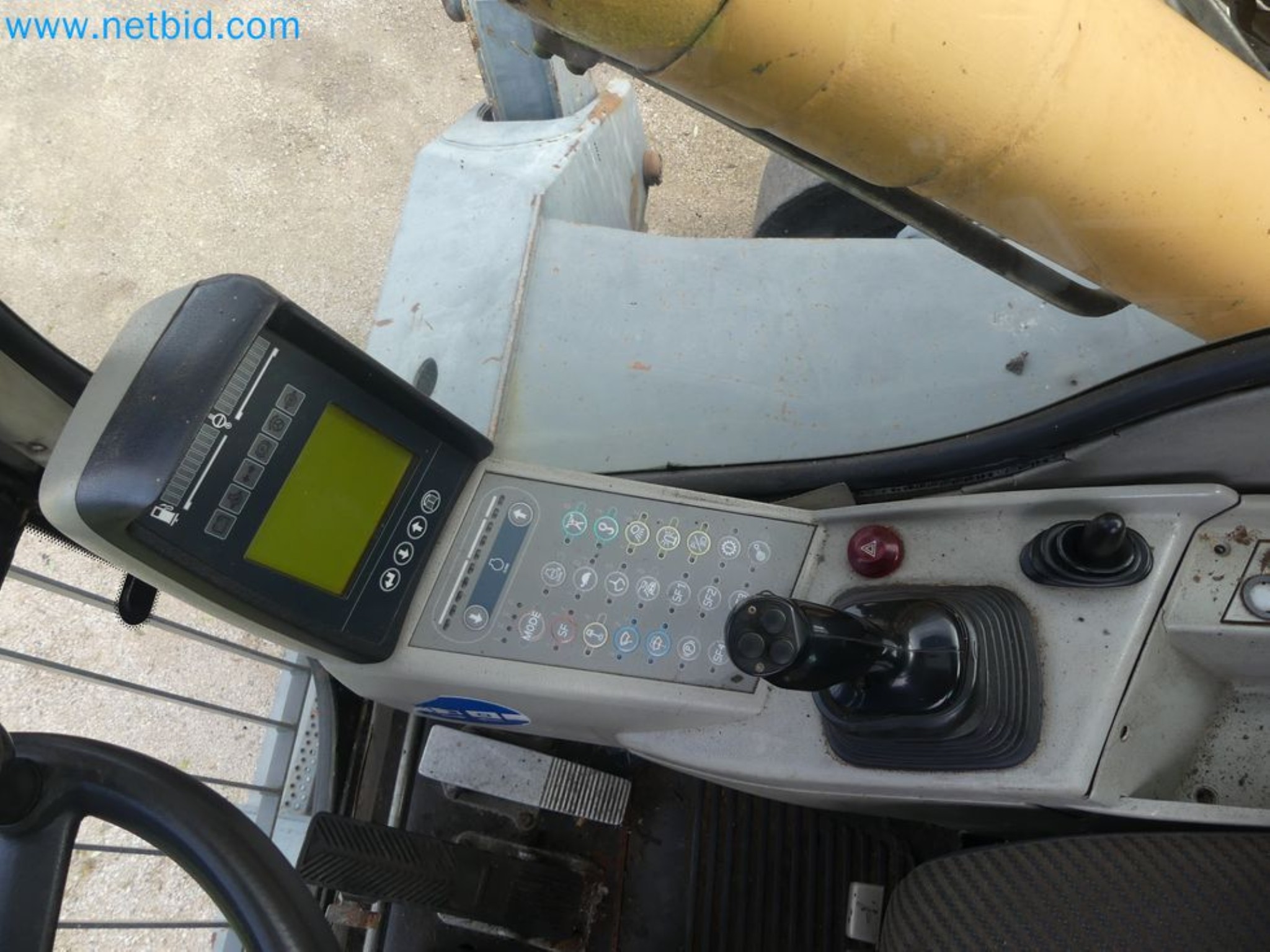 Kompakter Teleskoplader MERLO TF35.7-115 und Kompostier-/Trennanlagensystem Compostdetective CD 3012-39