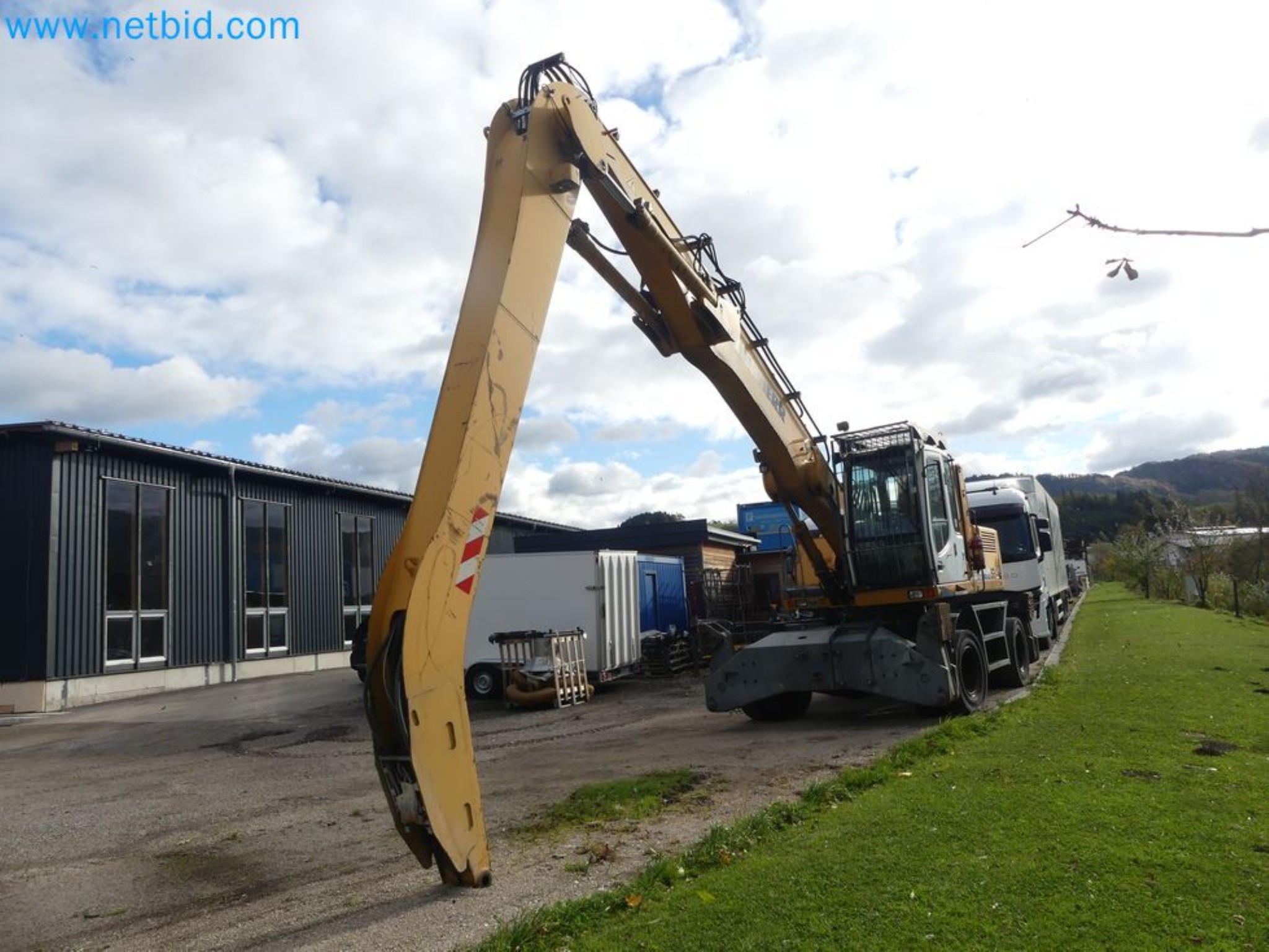 Kompakter Teleskoplader MERLO TF35.7-115 und Kompostier-/Trennanlagensystem Compostdetective CD 3012-3