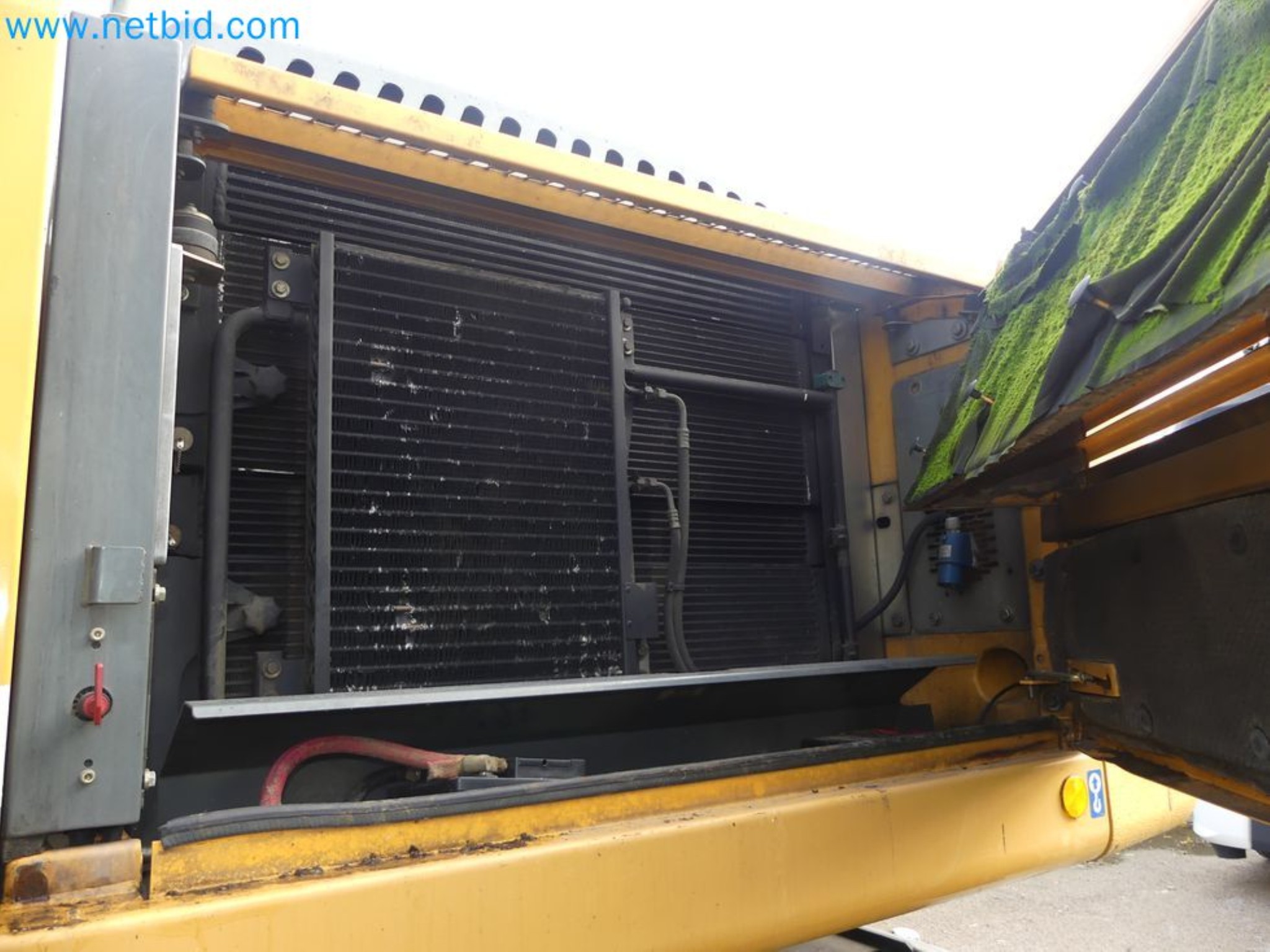 Kompakter Teleskoplader MERLO TF35.7-115 und Kompostier-/Trennanlagensystem Compostdetective CD 3012-47