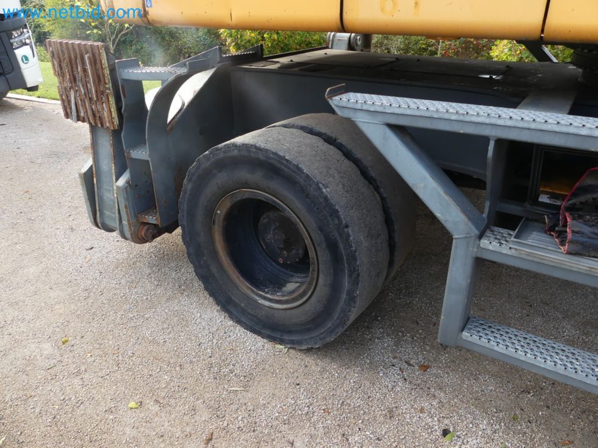 Kompakter Teleskoplader MERLO TF35.7-115 und Kompostier-/Trennanlagensystem Compostdetective CD 3012-52