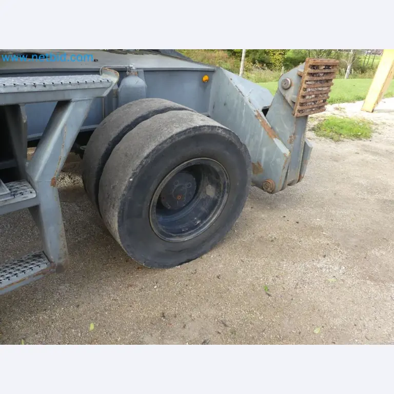 Fahrzeuge und Maschinen für die Bereiche Umwelttechnik, Recyclingwirtschaft, Holz, u.a.-53