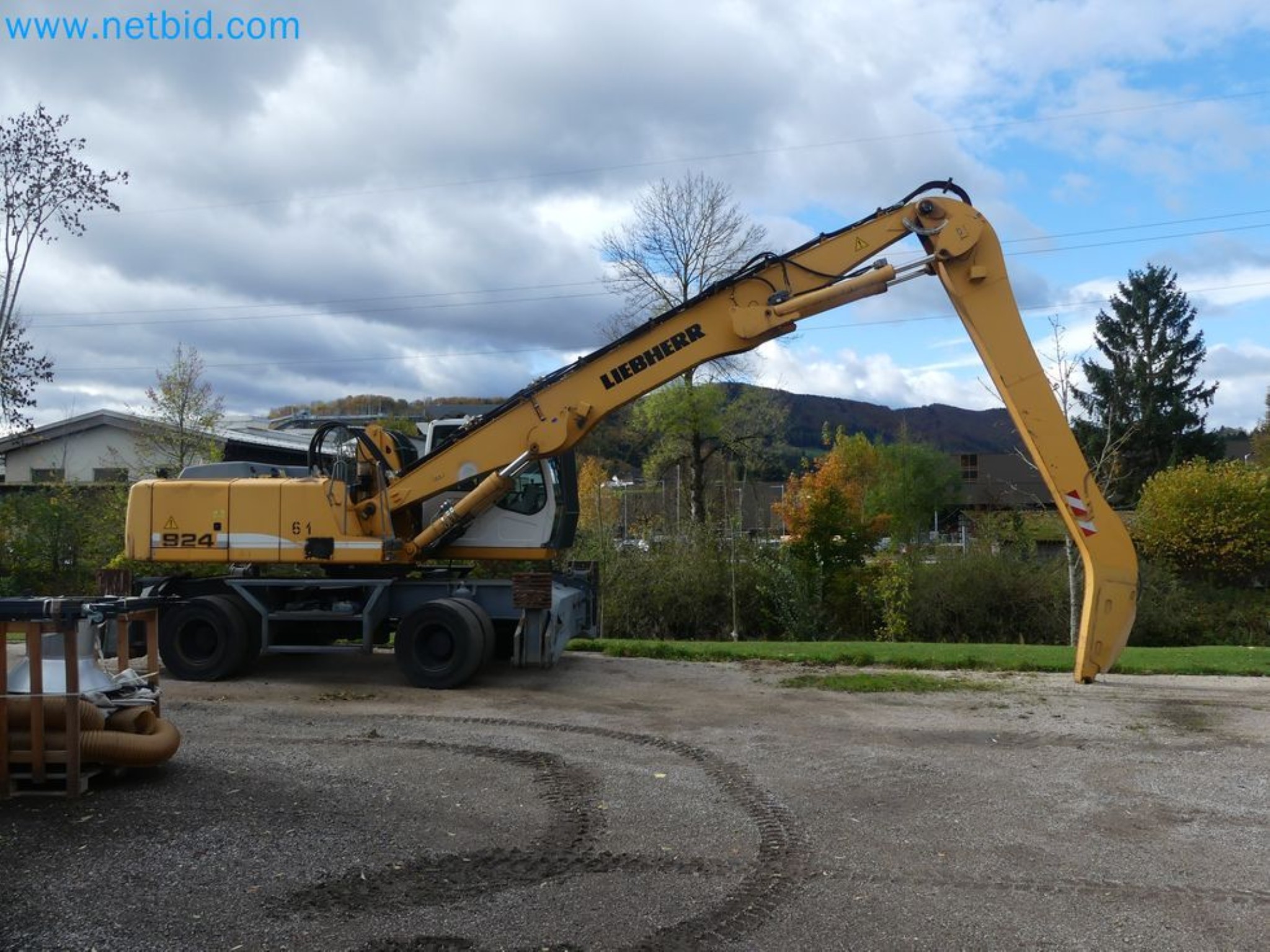 Kompakter Teleskoplader MERLO TF35.7-115 und Kompostier-/Trennanlagensystem Compostdetective CD 3012-56