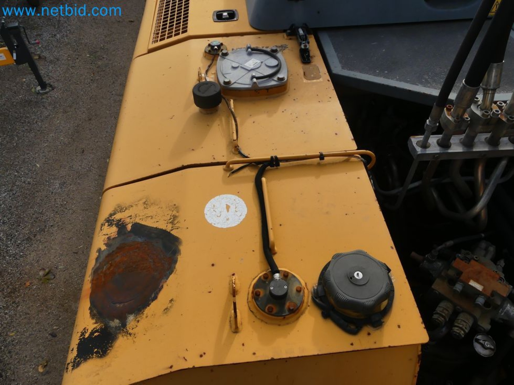 Kompakter Teleskoplader MERLO TF35.7-115 und Kompostier-/Trennanlagensystem Compostdetective CD 3012-60