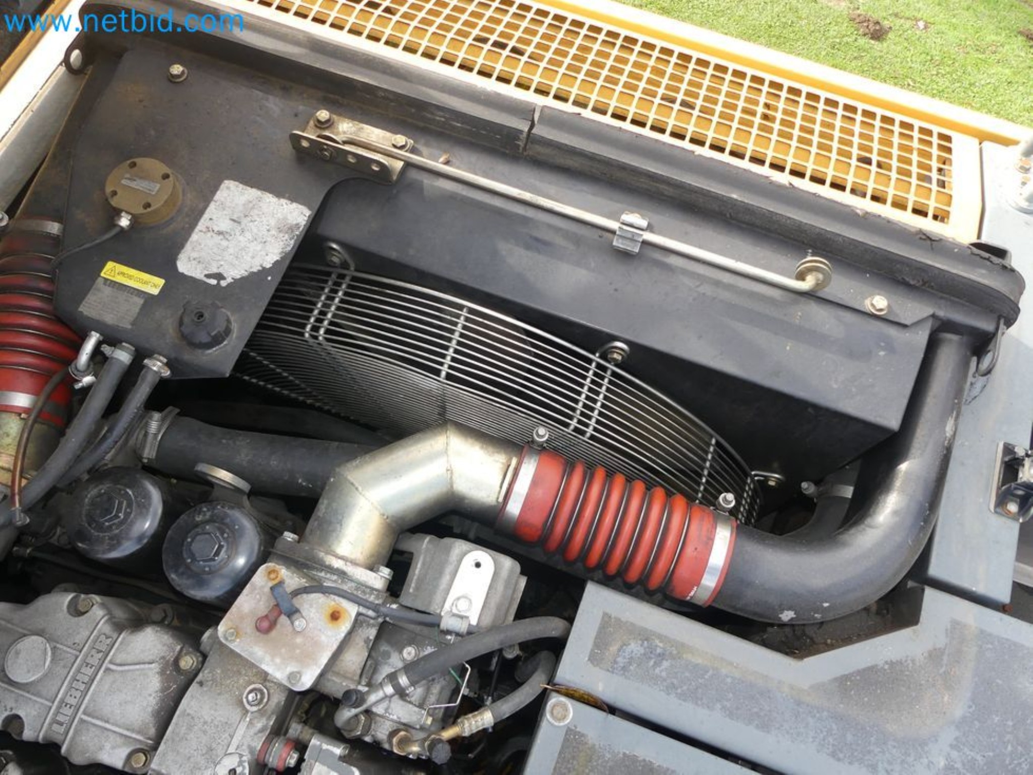 Kompakter Teleskoplader MERLO TF35.7-115 und Kompostier-/Trennanlagensystem Compostdetective CD 3012-63