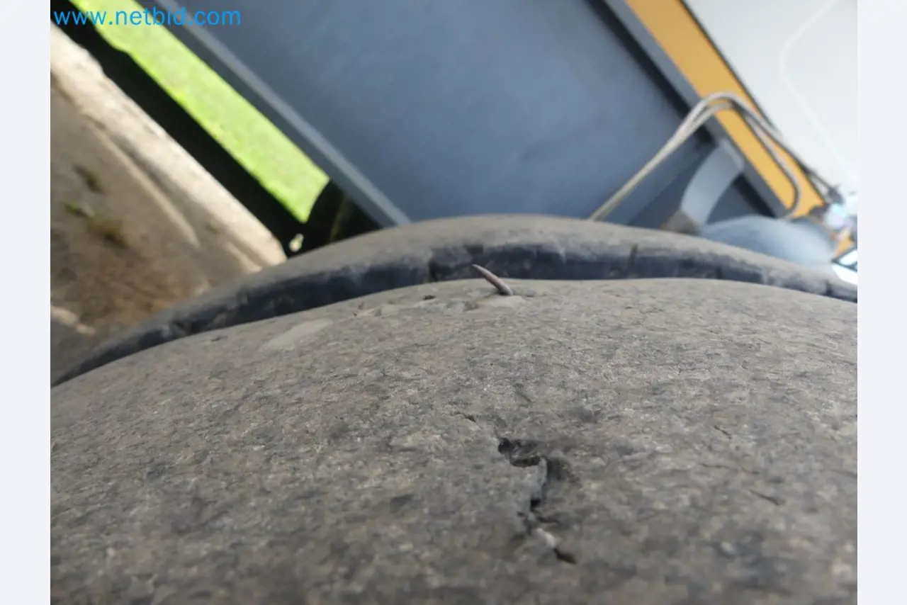 Fahrzeuge und Maschinen für die Bereiche Umwelttechnik, Recyclingwirtschaft, Holz, u.a.-65