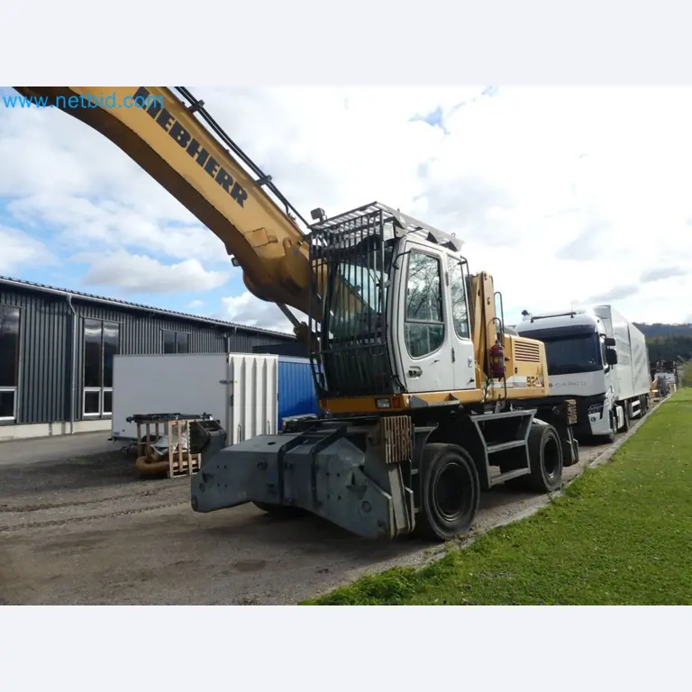 Fahrzeuge und Maschinen für die Bereiche Umwelttechnik, Recyclingwirtschaft, Holz, u.a.-6