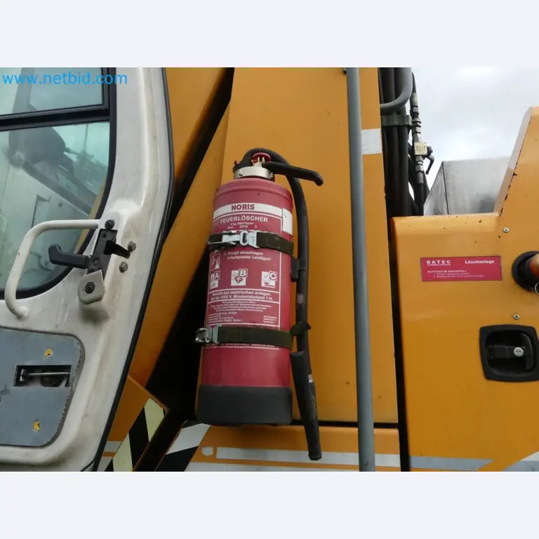 Fahrzeuge und Maschinen für die Bereiche Umwelttechnik, Recyclingwirtschaft, Holz, u.a.-71