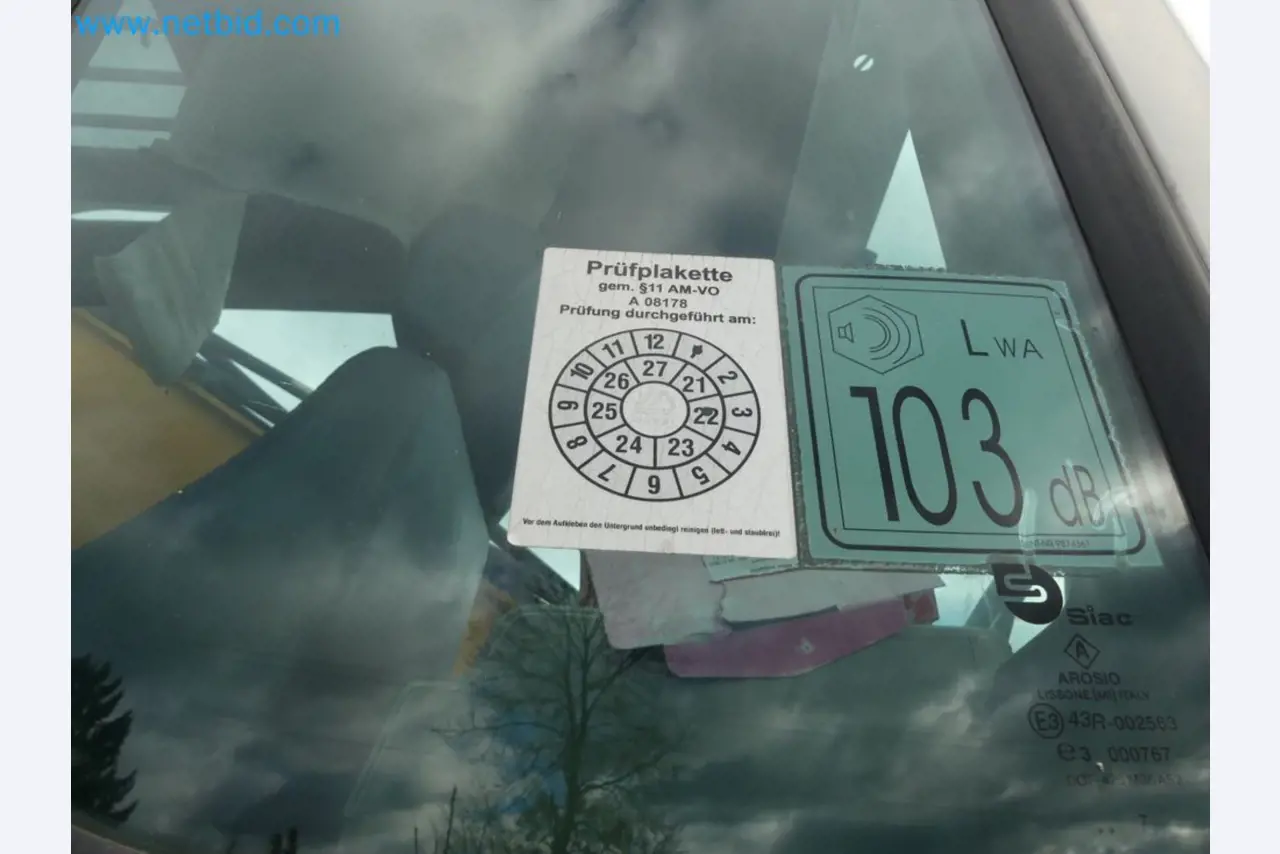 Fahrzeuge und Maschinen für die Bereiche Umwelttechnik, Recyclingwirtschaft, Holz, u.a.-72