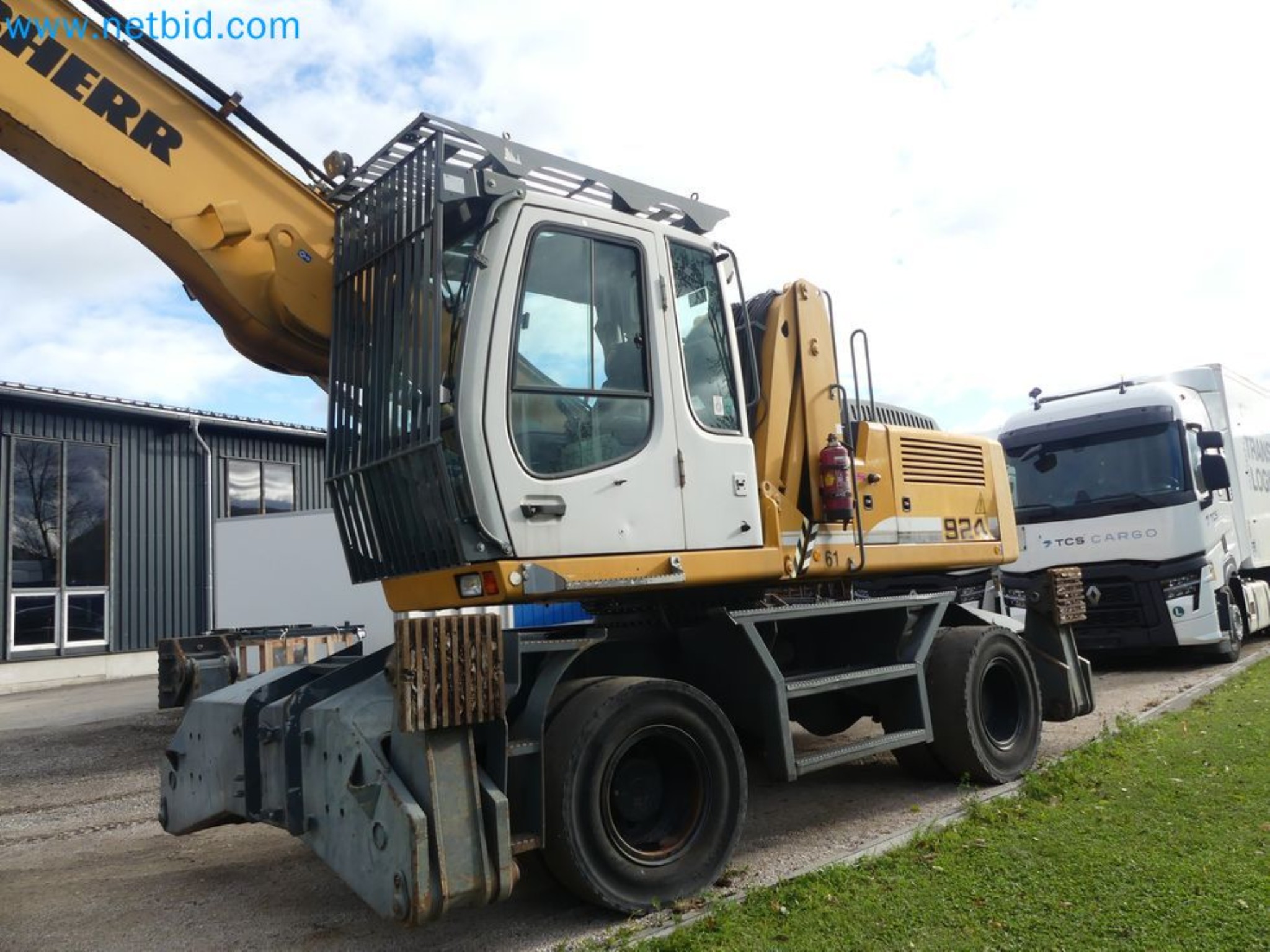 Kompakter Teleskoplader MERLO TF35.7-115 und Kompostier-/Trennanlagensystem Compostdetective CD 3012-7