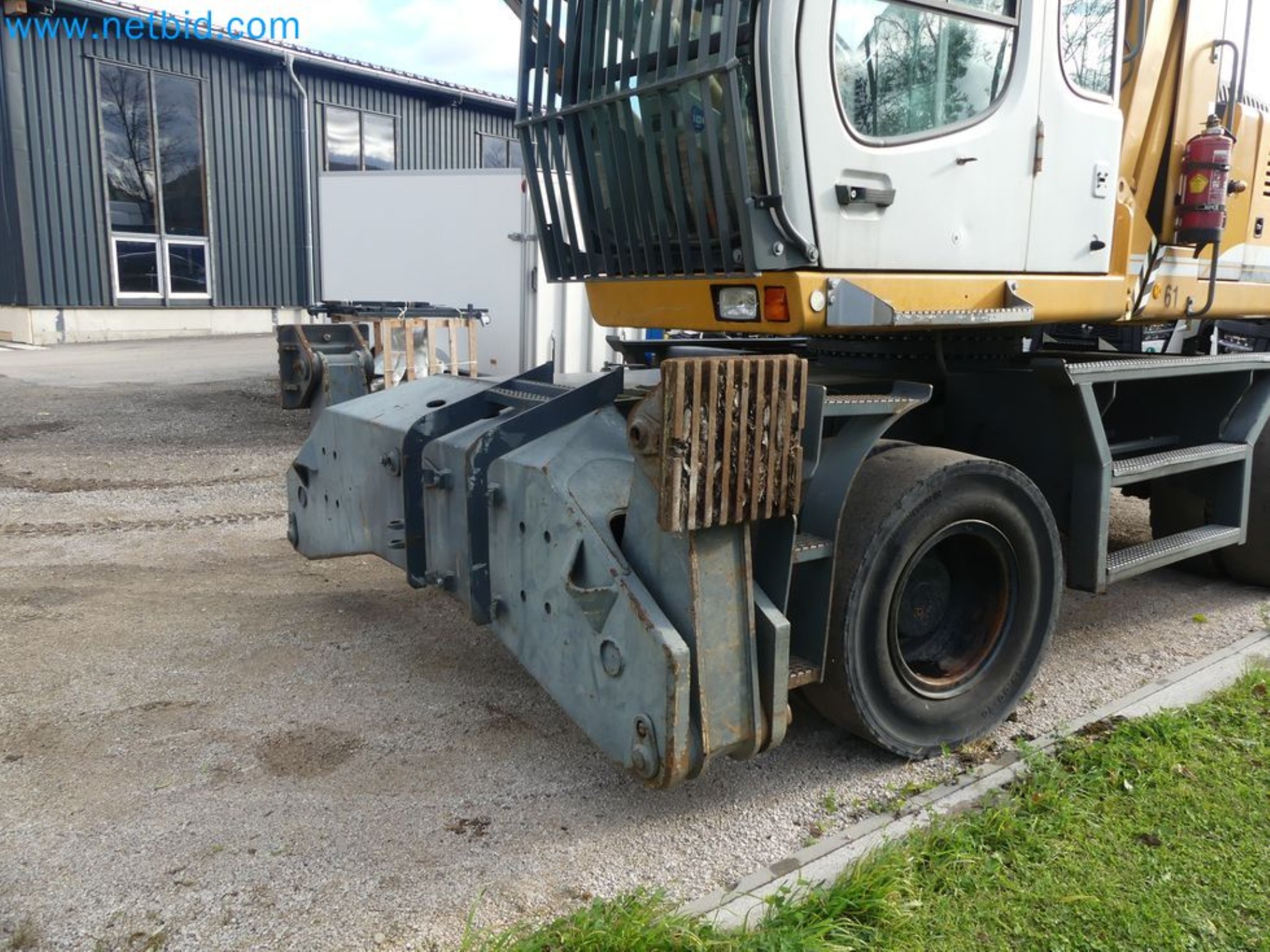 Kompakter Teleskoplader MERLO TF35.7-115 und Kompostier-/Trennanlagensystem Compostdetective CD 3012-8