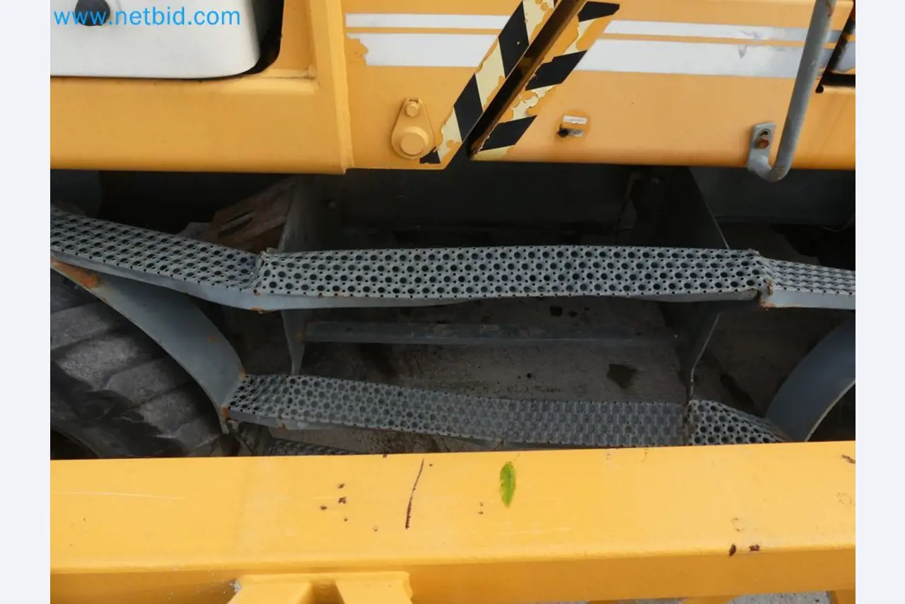 Fahrzeuge und Maschinen für die Bereiche Umwelttechnik, Recyclingwirtschaft, Holz, u.a.-18