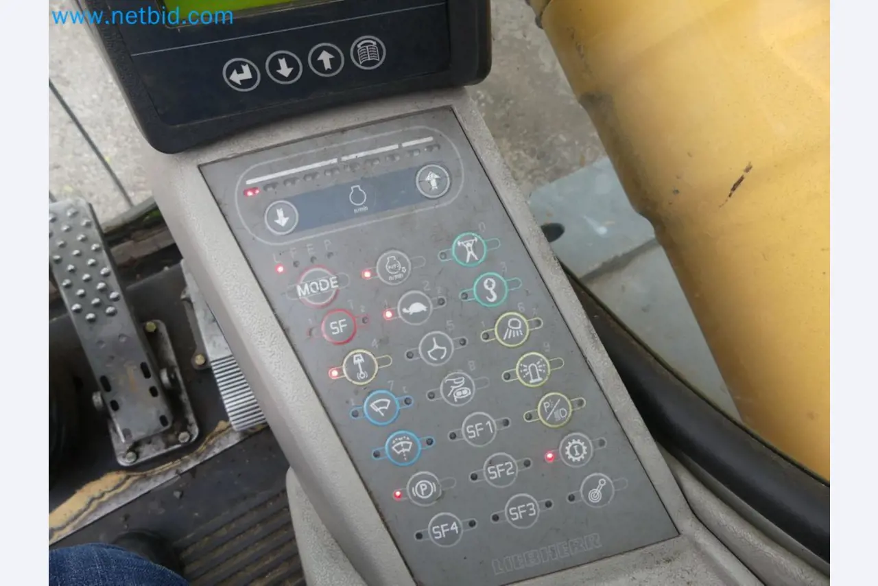 Fahrzeuge und Maschinen für die Bereiche Umwelttechnik, Recyclingwirtschaft, Holz, u.a.-35