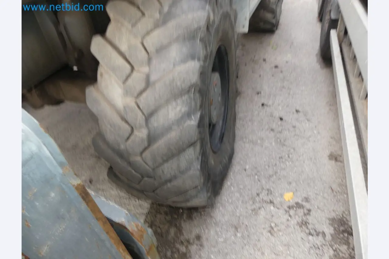 Fahrzeuge und Maschinen für die Bereiche Umwelttechnik, Recyclingwirtschaft, Holz, u.a.-4