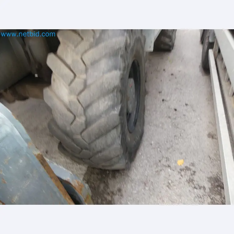 Fahrzeuge und Maschinen für die Bereiche Umwelttechnik, Recyclingwirtschaft, Holz, u.a.-4