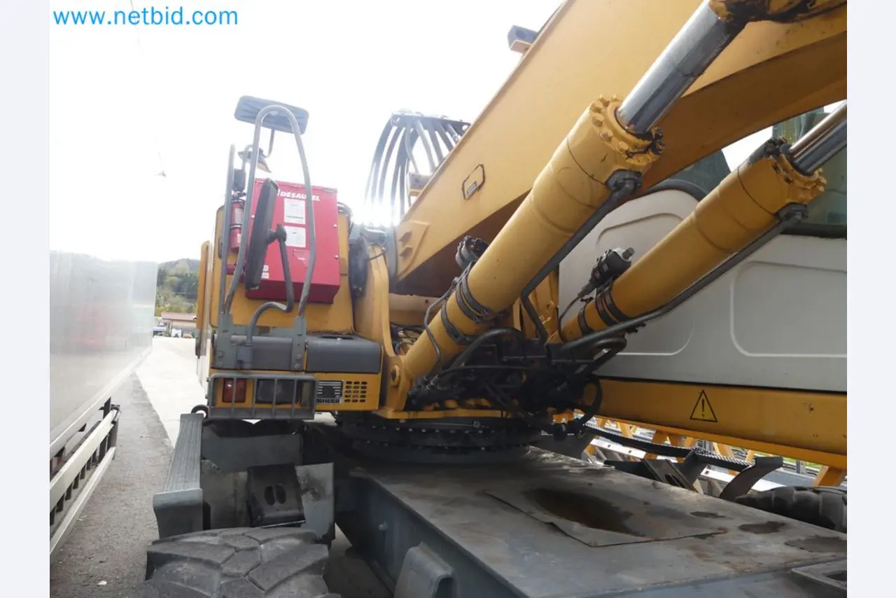 Fahrzeuge und Maschinen für die Bereiche Umwelttechnik, Recyclingwirtschaft, Holz, u.a.-9