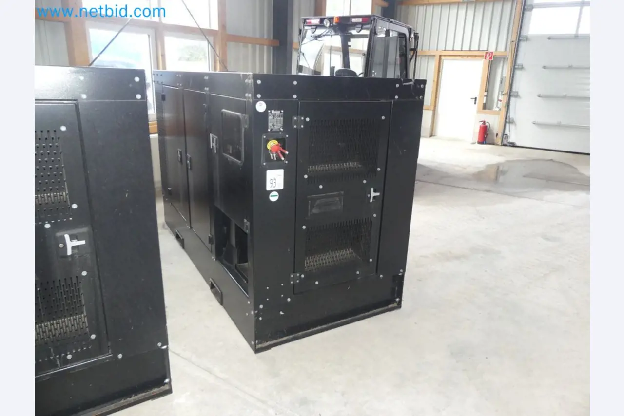 Fahrzeuge und Maschinen für die Bereiche Umwelttechnik, Recyclingwirtschaft, Holz, u.a.-1