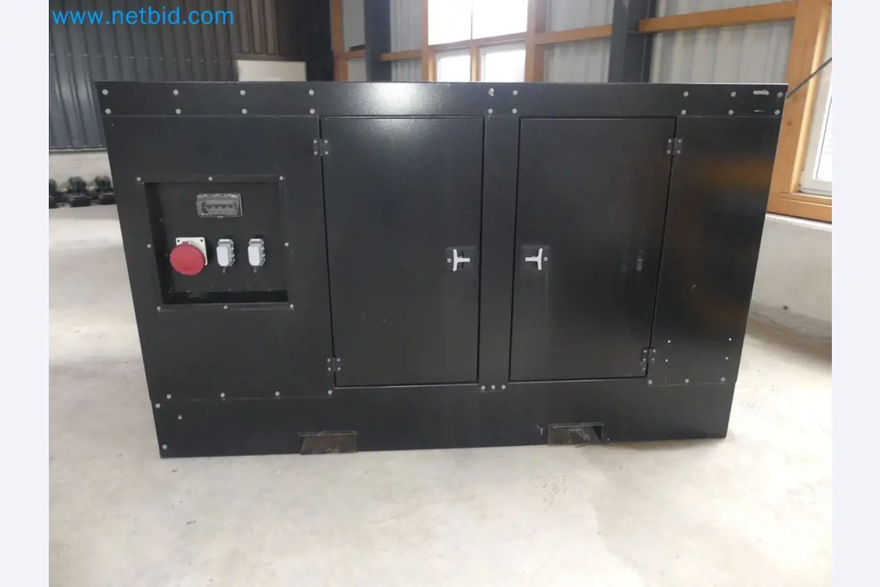 Fahrzeuge und Maschinen für die Bereiche Umwelttechnik, Recyclingwirtschaft, Holz, u.a.-23