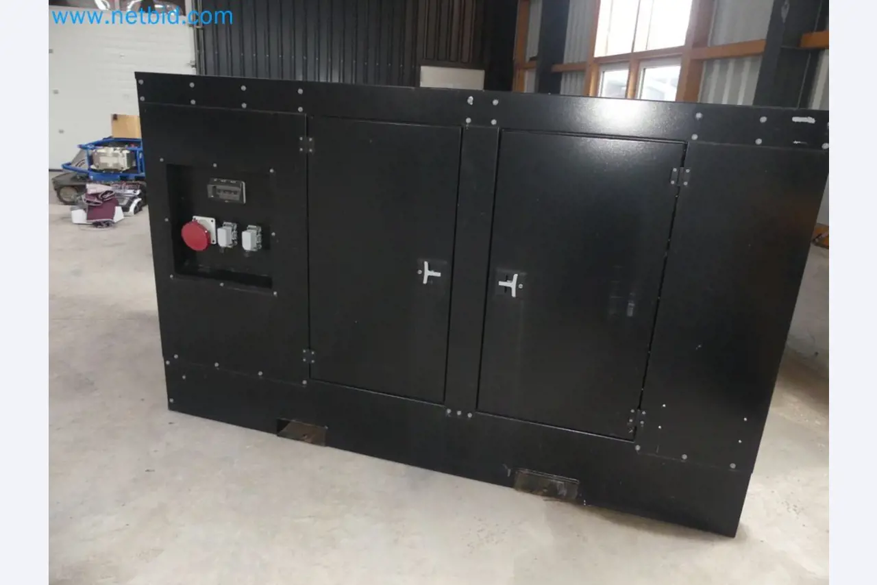 Fahrzeuge und Maschinen für die Bereiche Umwelttechnik, Recyclingwirtschaft, Holz, u.a.-24