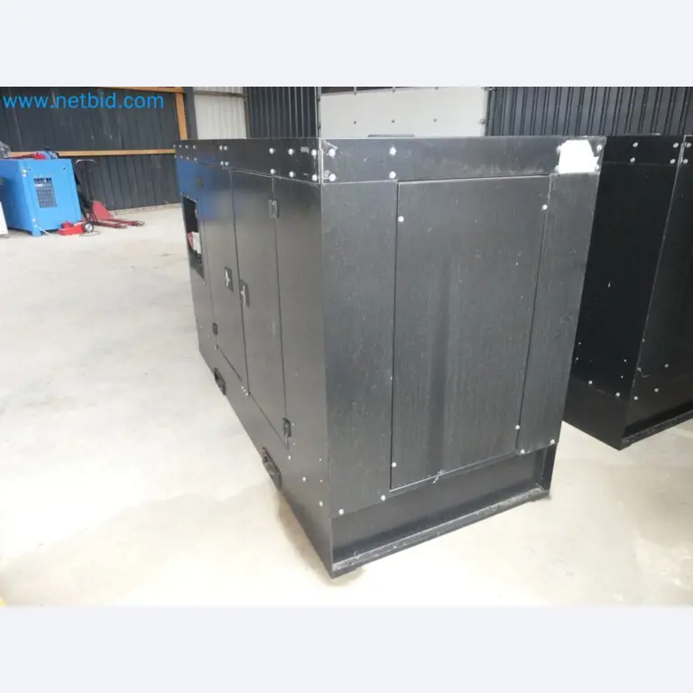 Fahrzeuge und Maschinen für die Bereiche Umwelttechnik, Recyclingwirtschaft, Holz, u.a.-2