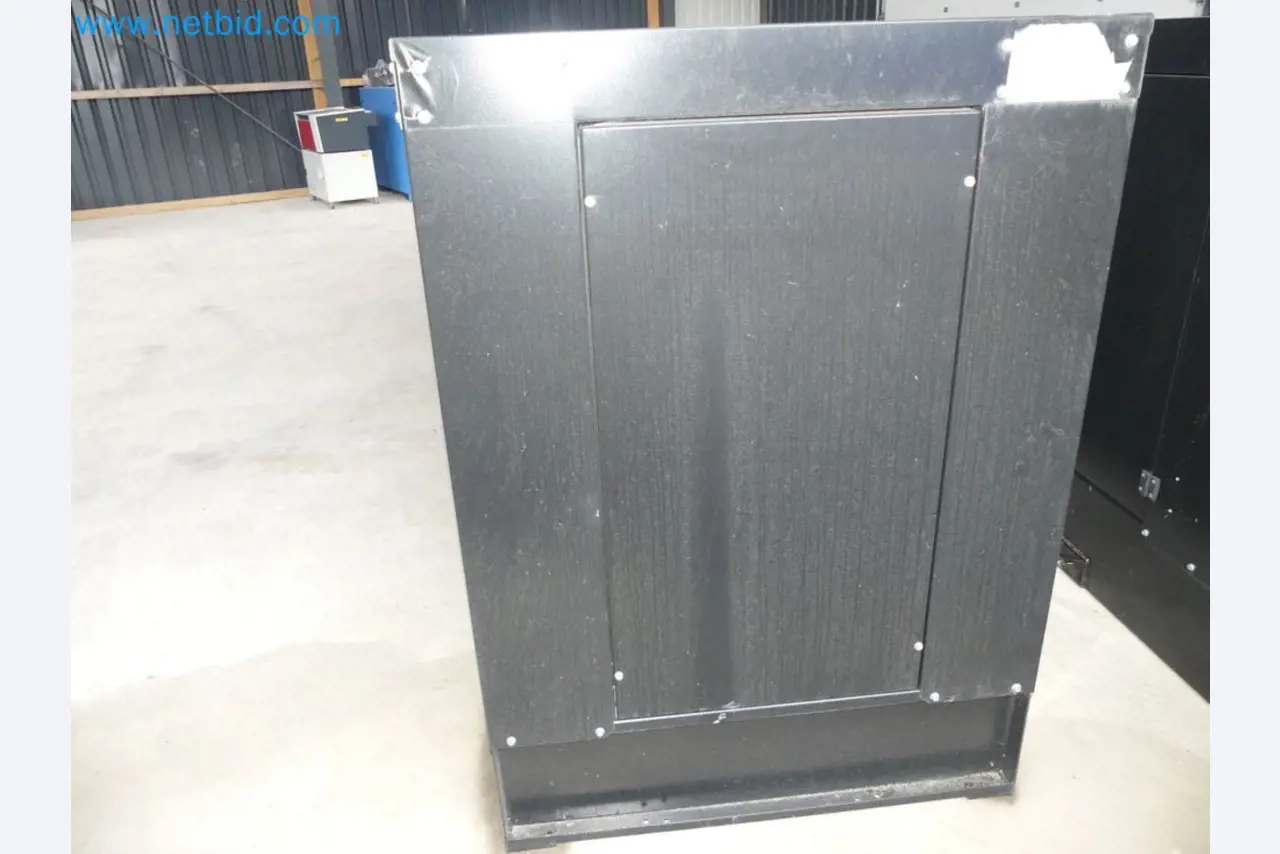 Fahrzeuge und Maschinen für die Bereiche Umwelttechnik, Recyclingwirtschaft, Holz, u.a.-3