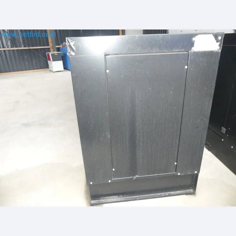 Fahrzeuge und Maschinen für die Bereiche Umwelttechnik, Recyclingwirtschaft, Holz, u.a.-3