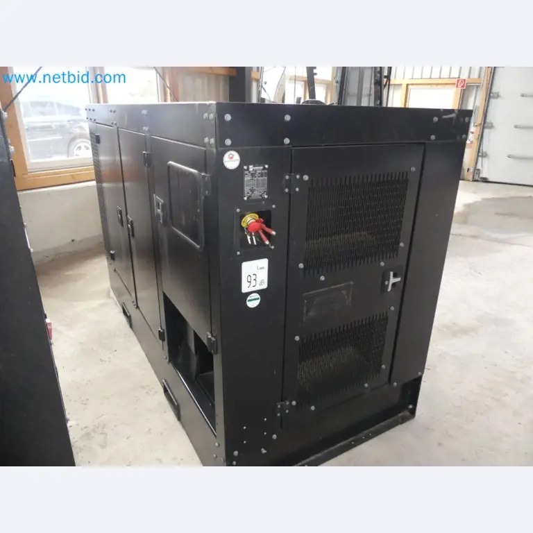 Fahrzeuge und Maschinen für die Bereiche Umwelttechnik, Recyclingwirtschaft, Holz, u.a.-5