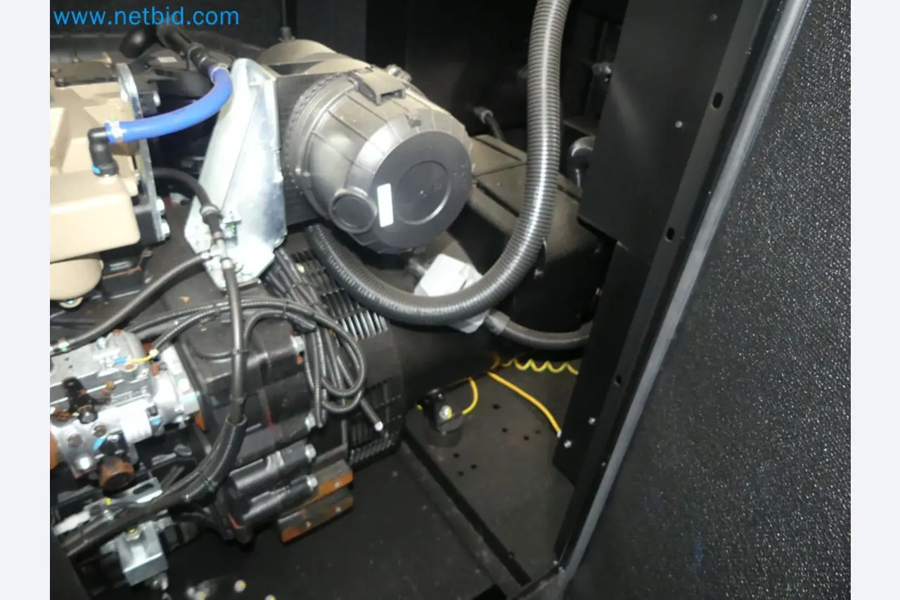 Fahrzeuge und Maschinen für die Bereiche Umwelttechnik, Recyclingwirtschaft, Holz, u.a.-13