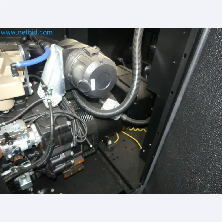 Fahrzeuge und Maschinen für die Bereiche Umwelttechnik, Recyclingwirtschaft, Holz, u.a.-13