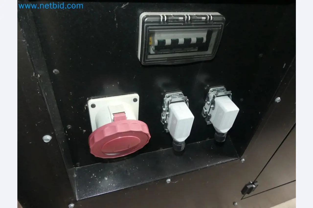 Fahrzeuge und Maschinen für die Bereiche Umwelttechnik, Recyclingwirtschaft, Holz, u.a.-5