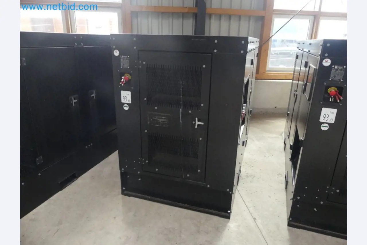 Fahrzeuge und Maschinen für die Bereiche Umwelttechnik, Recyclingwirtschaft, Holz, u.a.-6